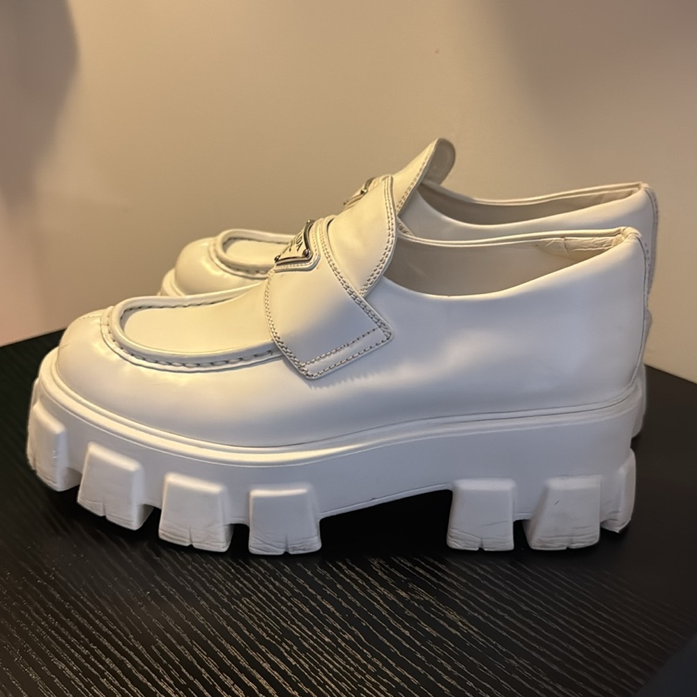 Authentic Prada Moonlith brushed leather platform white loafers size 8 - Picture 3 of 8